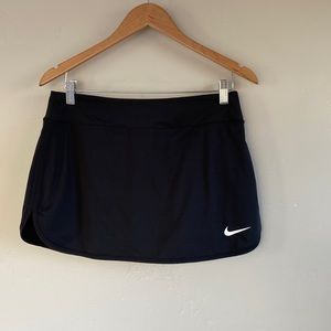 Black Nike skit size Medium